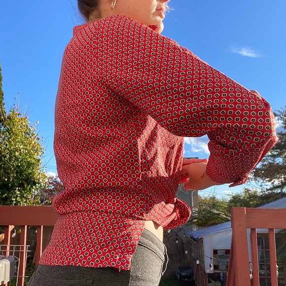 Vintage pointed collar/fun patterned button up great shape well made designer - Picture 5 of 6